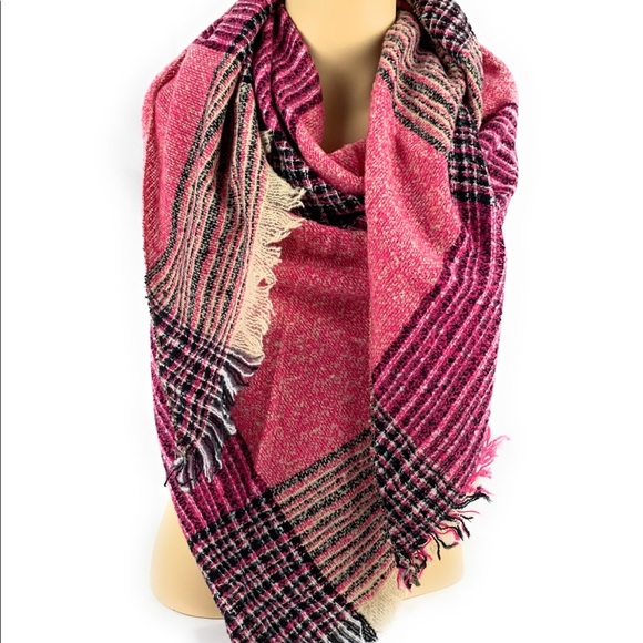 Plaid Blanket Scarf - Picture 6 of 9